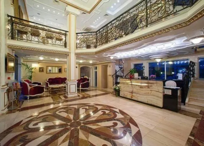 Plush, 1 Bed Apt, Dawn Park D Apartman